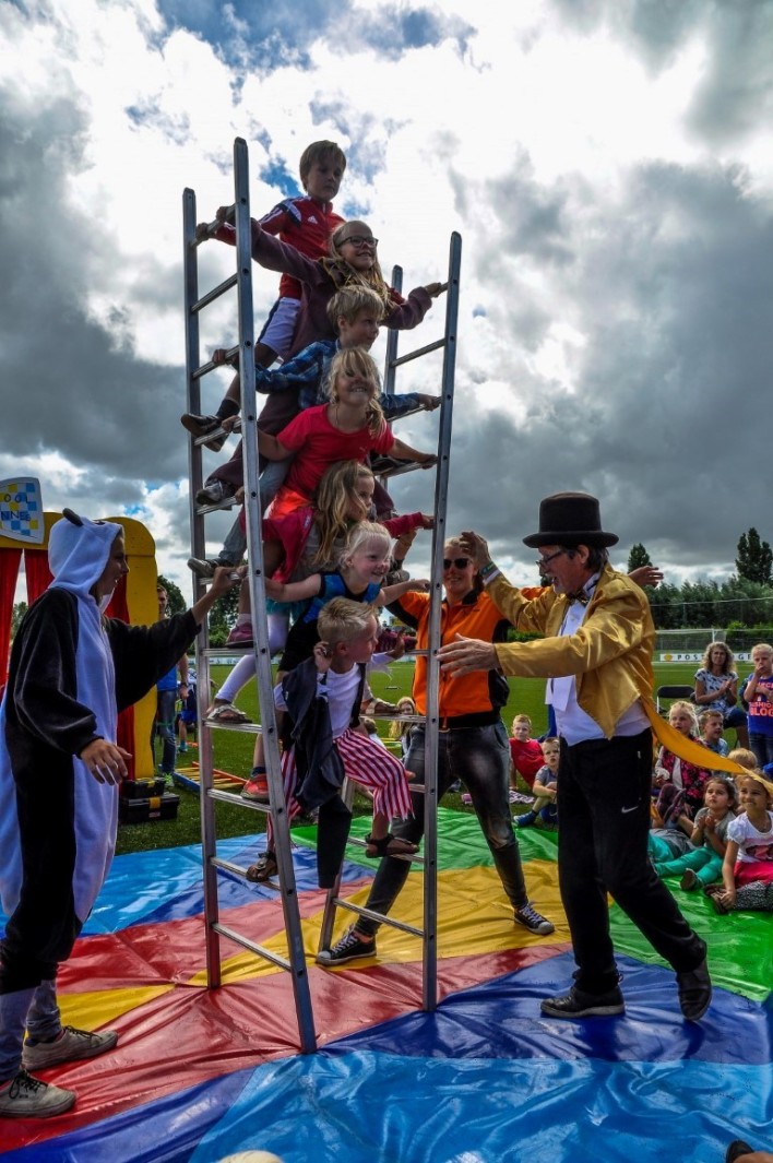 Cirque-du-Zomerfeest-en-bingo-69-Medium